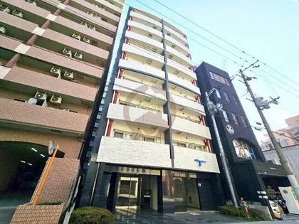 SERENiTE谷四【6階】の外観