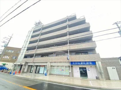 センターコート【4階】の外観