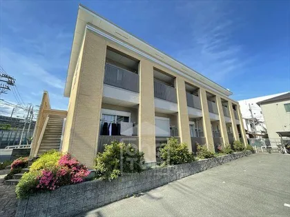 ガルニエ【1階】の外観