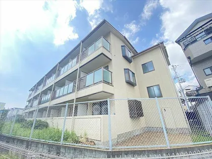 ローズハイツT・K【1階】の外観