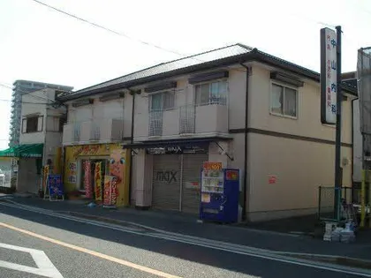 プラム ナインの画像