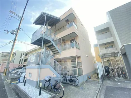 メゾンクラーラ【1階】の外観