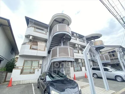 プラットホーム沢良宜の画像