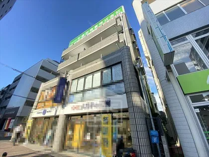 シェリール茨木【3階】の外観