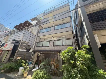 エトレ甲風園【3階】の外観