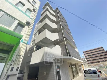 カサ・リベルテ【6階】の外観