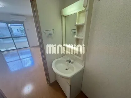 ブランシュール【2階】の内装