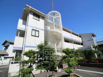 ファミール2号館の画像