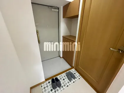 サンモール新道【2階】の玄関