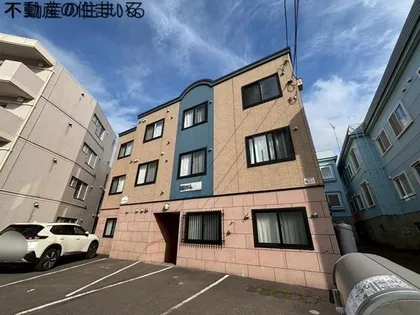 ブリックスクエア【3階】の外観