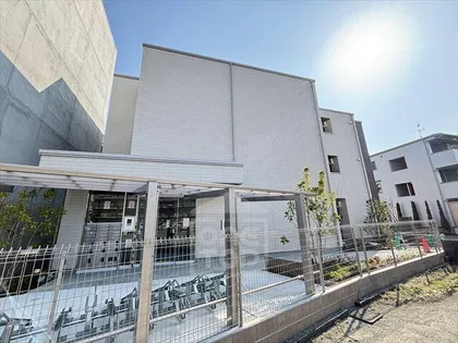 シャンテリーブルの画像