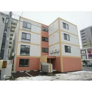 リリ円山北4【4階】の外観