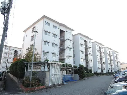 茨木上穂積団地5棟の画像