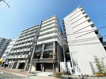 ハピネスガーデン新大阪【6階】の外観