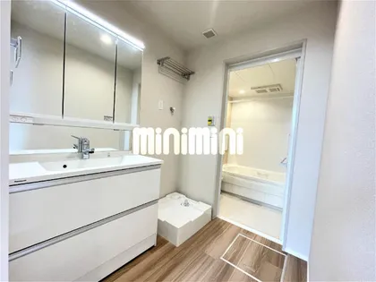 HEBEL寺町【302号室】の内装