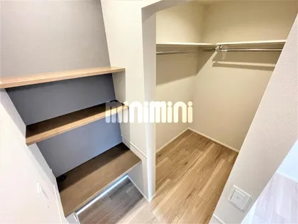 HEBEL寺町【302号室】の内装