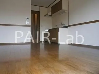 ローヤルライフ【1階】の居間