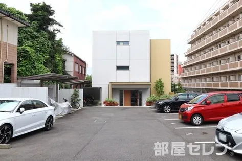 グランドゥール千種【1階】の外観