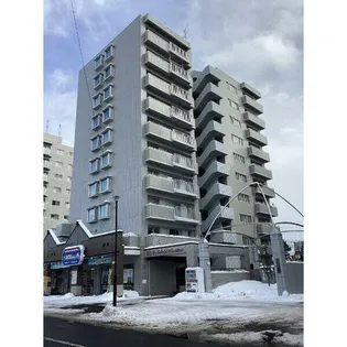 クリオ行啓通弐番館【2階】の外観