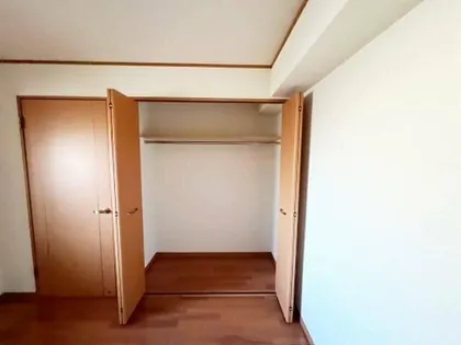 フォンテーヌ峯【5階】の内装