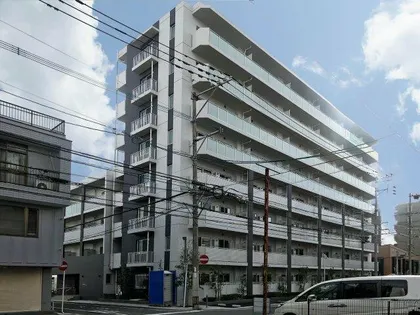 フラッツ東比恵【5階】の外観