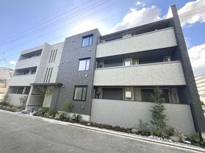 シャーメゾン クレスト ライフ【2階】の外観