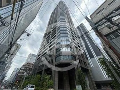 ブランズタワー大阪本町【13階】の外観