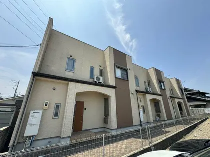 愛知県小牧市大字久保一色【テラスハウス】の外観