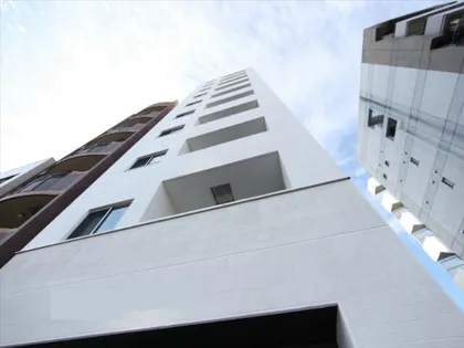 愛知県名古屋市東区芳野3丁目【マンション】の外観