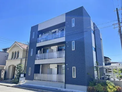 プラチナコート西宮【1階】の外観