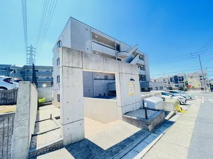 フォンティーヌ徳重【3階】の外観