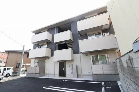 ポサーダ三萩野の画像