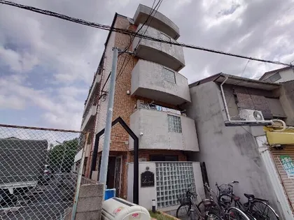 ルレーヴ【1階】の外観