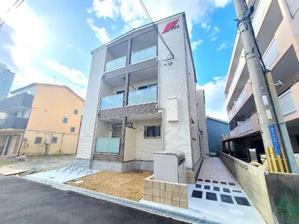 KVELL GARDEN 香里の画像