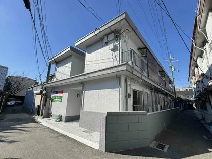 アパートメントハウスタケダ【1階】の外観