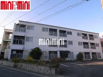 メゾングリーンイースト【3階】の外観