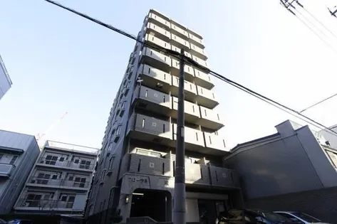 フローラル泉【402号室】の外観