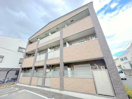 サル ドゥ セジュールⅡの画像