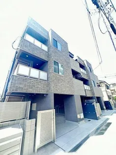 エヌエムキャトフヴァントゥレーズノース【3階】の外観