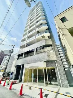 コンフォリア・リヴ新梅田【4階】の外観