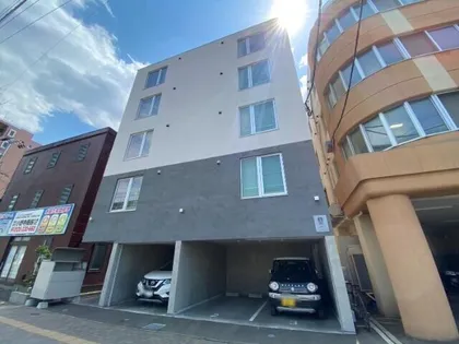 ブルーイング苗穂駅前の画像