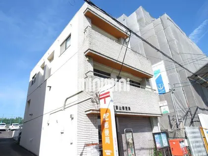 岡田ビル【2階】の外観