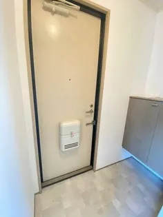 メゾン舞子3番館【1階】の玄関