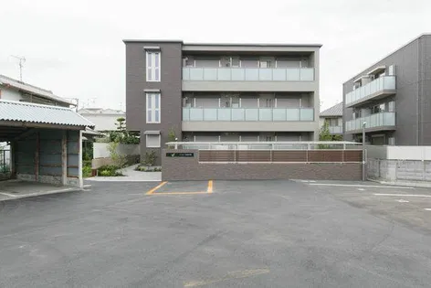 シャーメゾン シャルム本町の画像