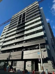 プレサンス難波デヴァンテ【4階】の外観