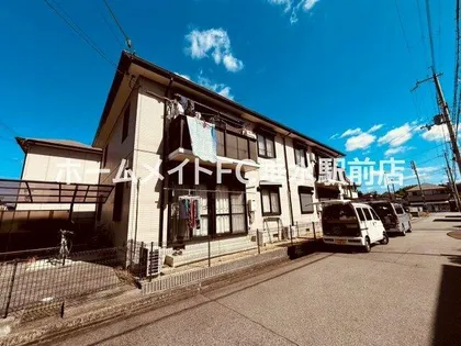 ハイツ宮ノ下【1階】の外観