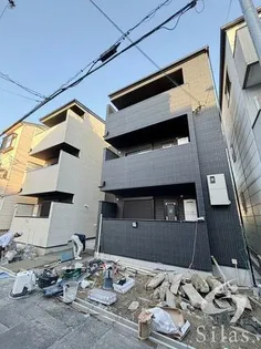 大阪府大東市南津の辺町【アパート】の外観