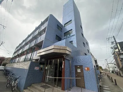 土井グランドマンション【3階】の外観