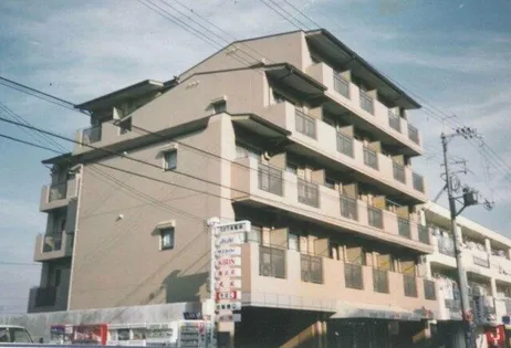 カーサ王塚台【2階】の外観