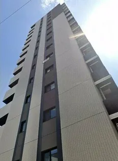 オープンレジデンシア栄 THE COURT【8階】の外観